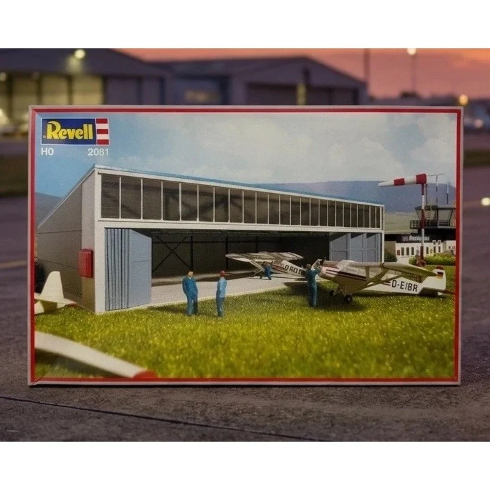 Revell HO 2081 – Hangar with 2 Planes Model Kit (1:87 / HO Scale) Unbuilt